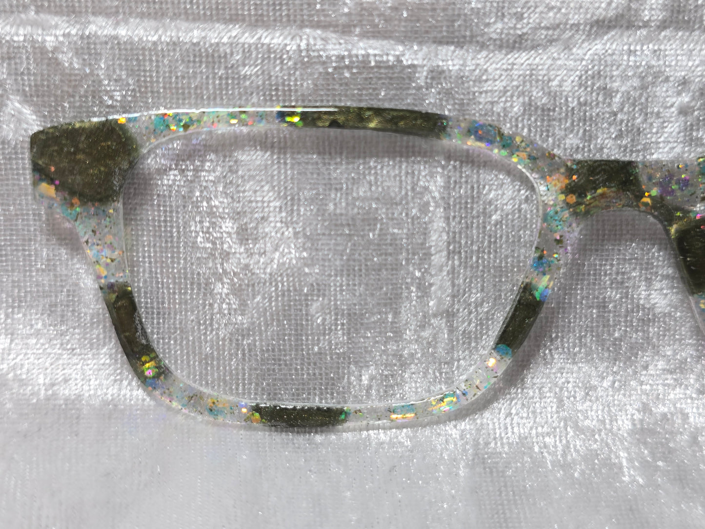 Finley: Sage + Opal Tort