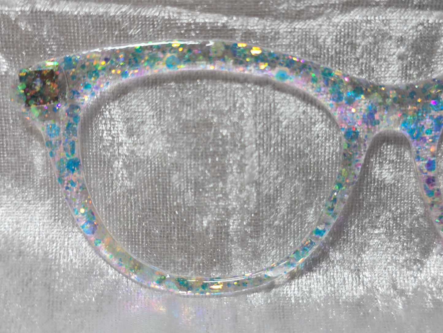 Brook: Shattered Opal