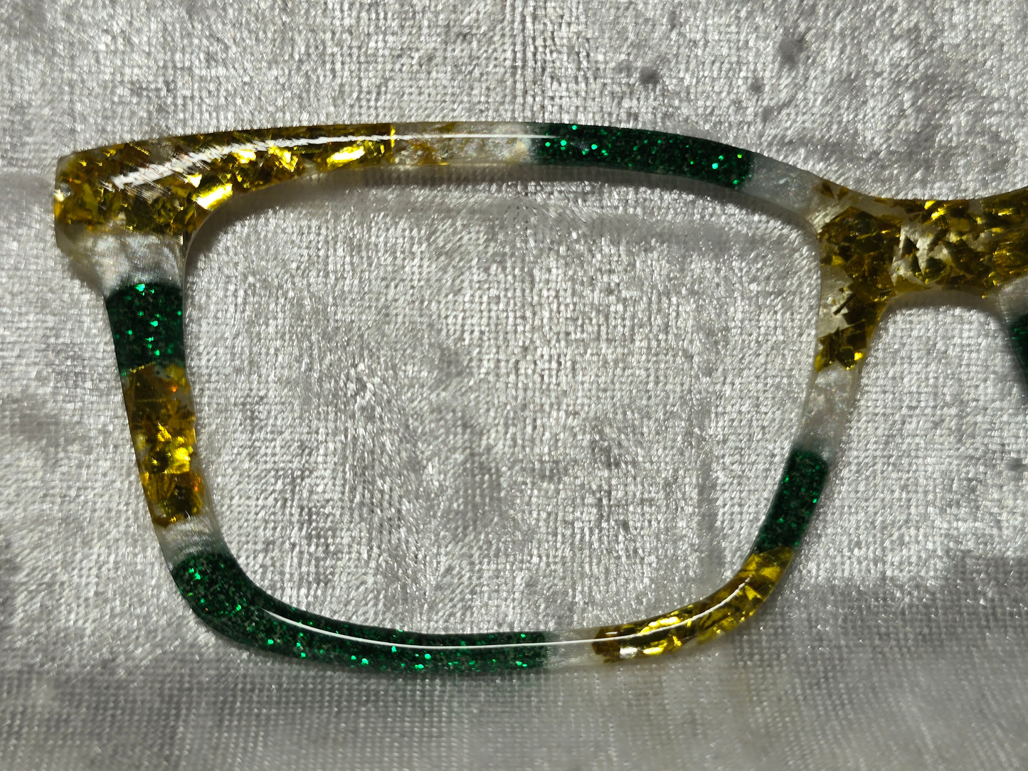 Fan Zone! Green, Yellow Gold, White