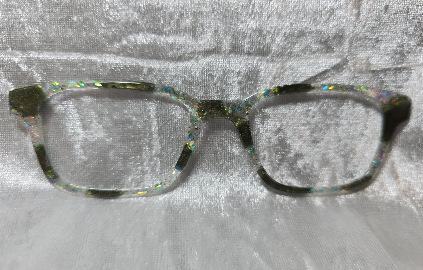 Finley: Sage + Opal Tort
