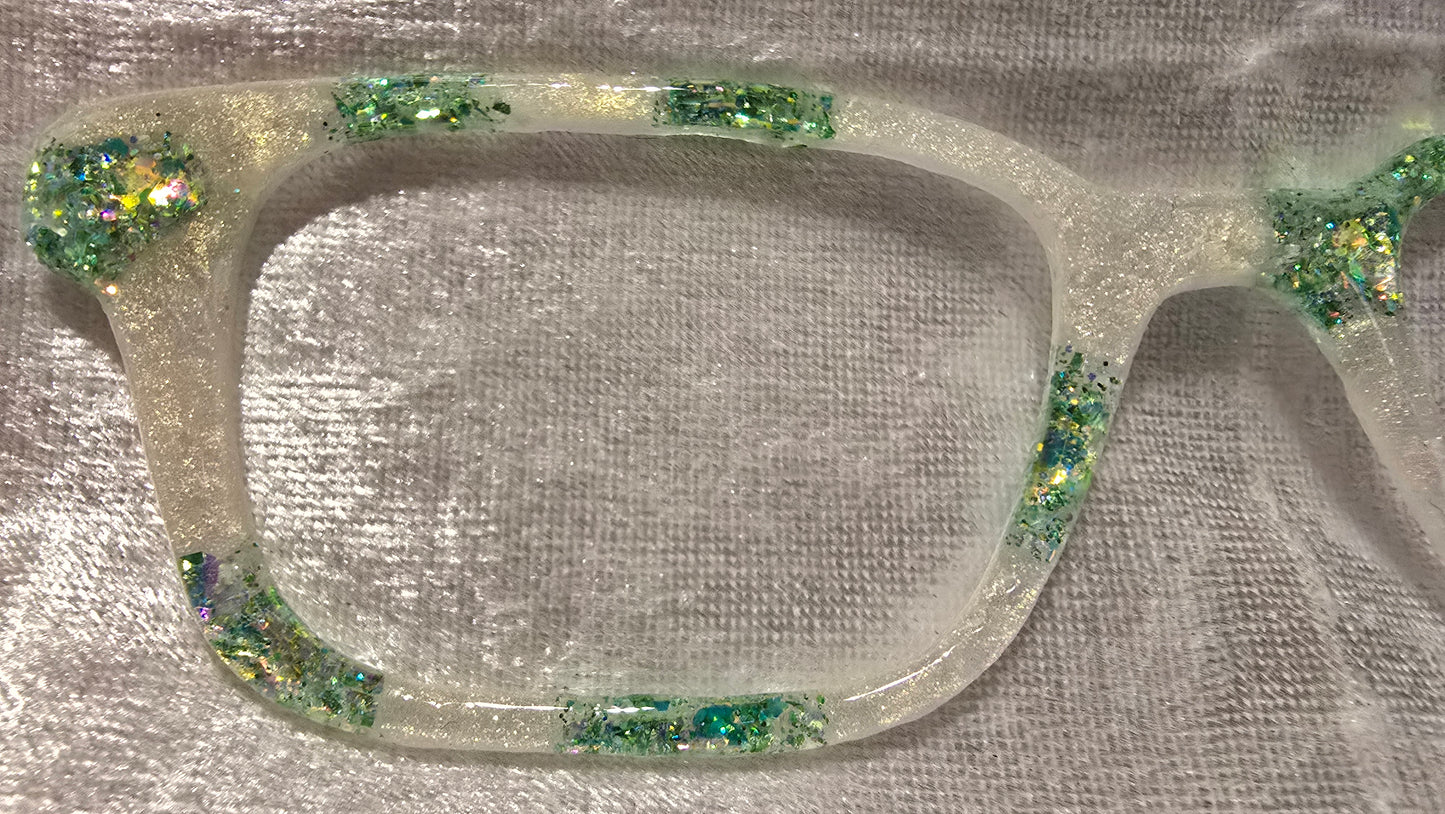 RTS Finley NST: Cream + Spring Green Opal Tort